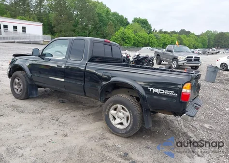 2002 Toyota Tacoma Prerunner z USA, uszkodzony, nr VIN 5TESM92N62Z097492